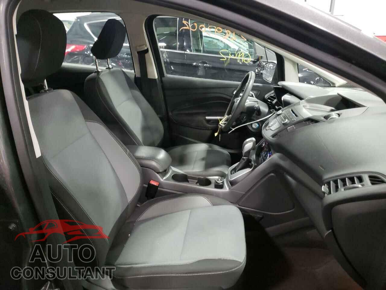 FORD CMAX 2018 - 3N1AB7AP1KY436449