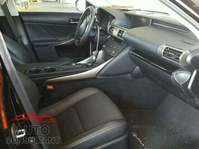 LEXUS IS250 2015 - JTHBF1D28F5051703