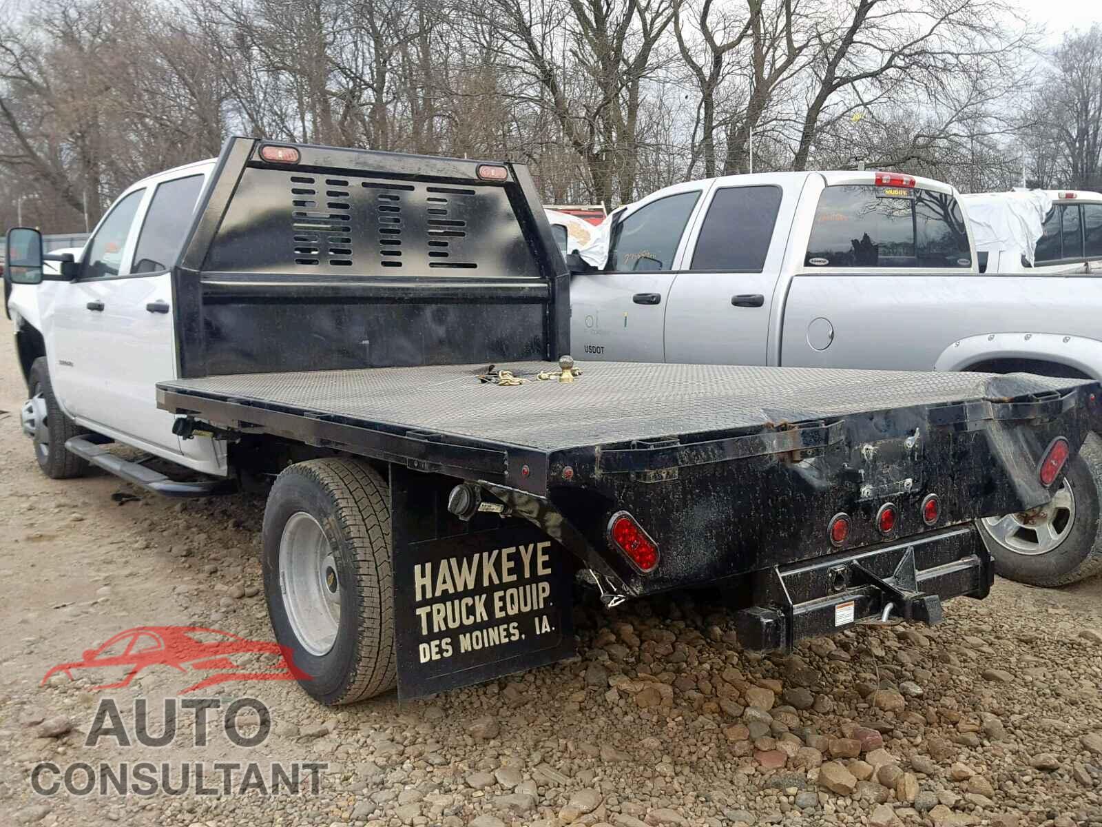 CHEVROLET SILVERADO 2018 - 2HGFC2F77JH533849