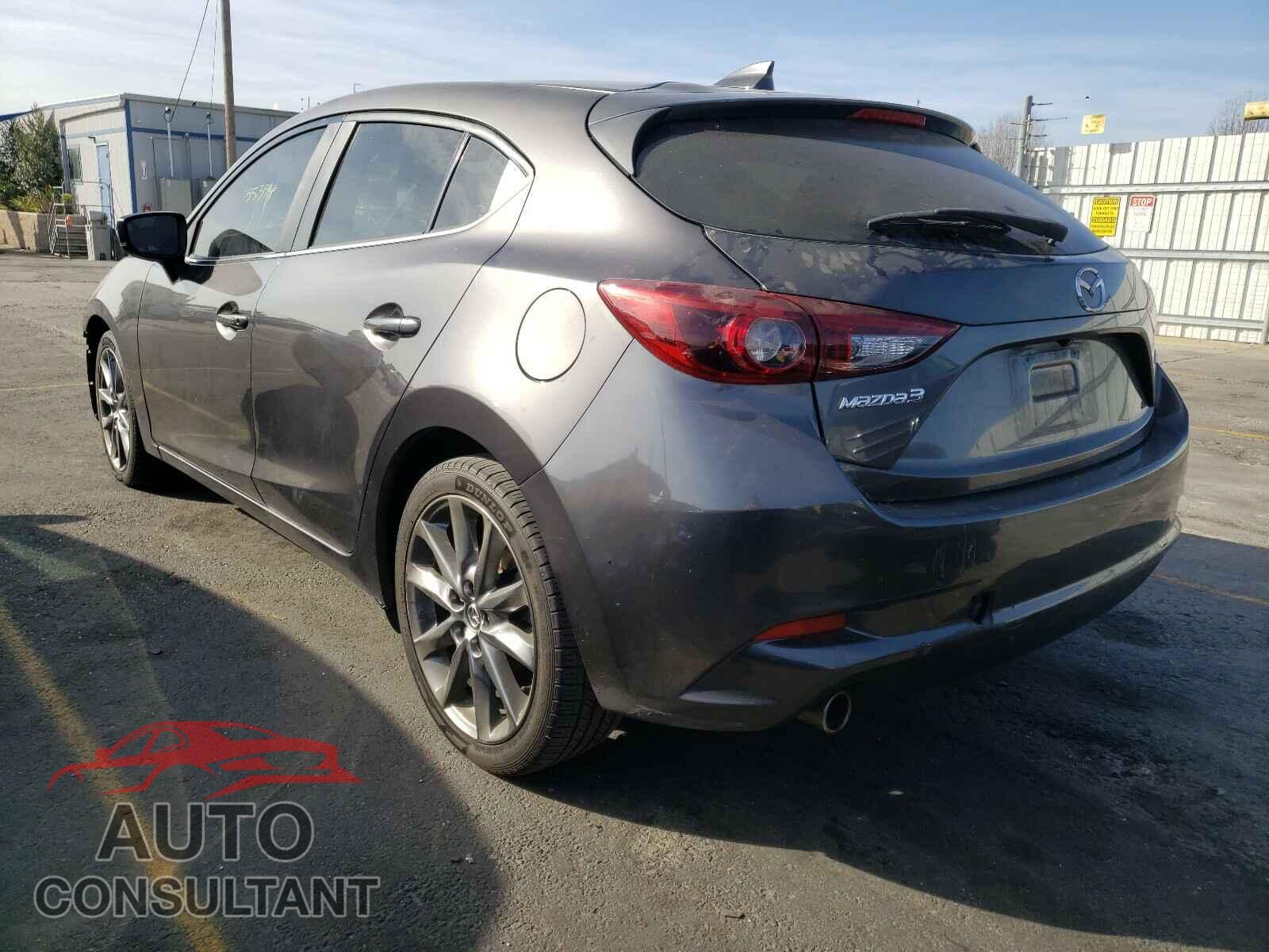 MAZDA 3 2018 - 3MZBN1M38JM165942
