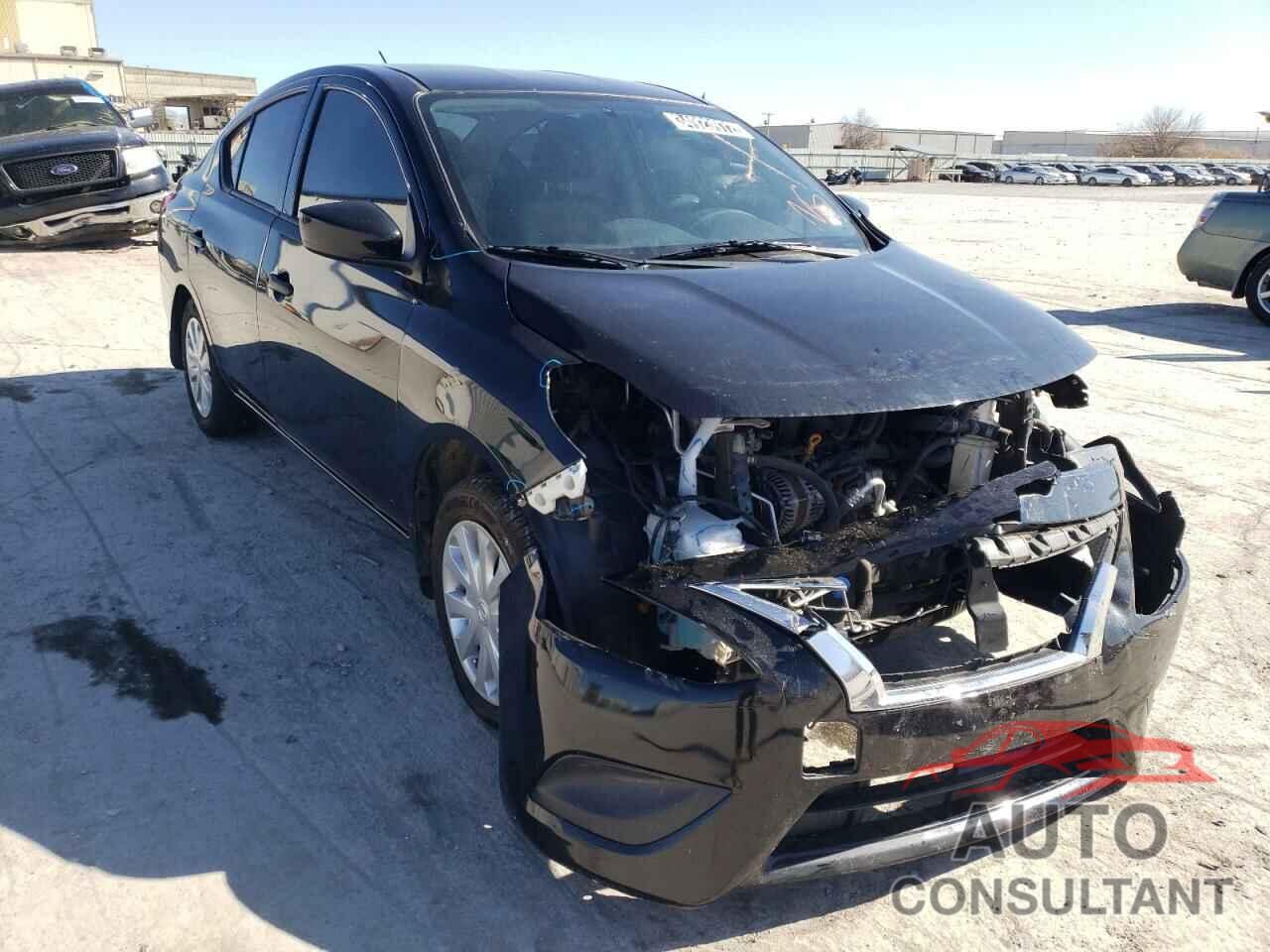 NISSAN VERSA 2018 - 3N1CN7AP4JL876726