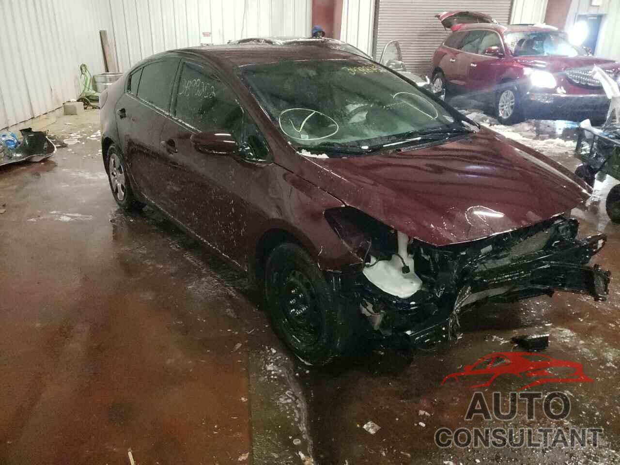 KIA FORTE 2017 - 3KPFK4A7XHE127638