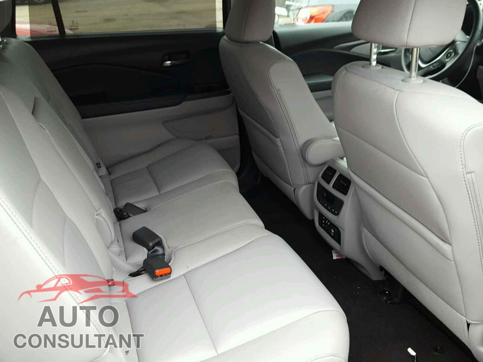 HONDA PILOT 2017 - 4S3BNAN6XG3064505