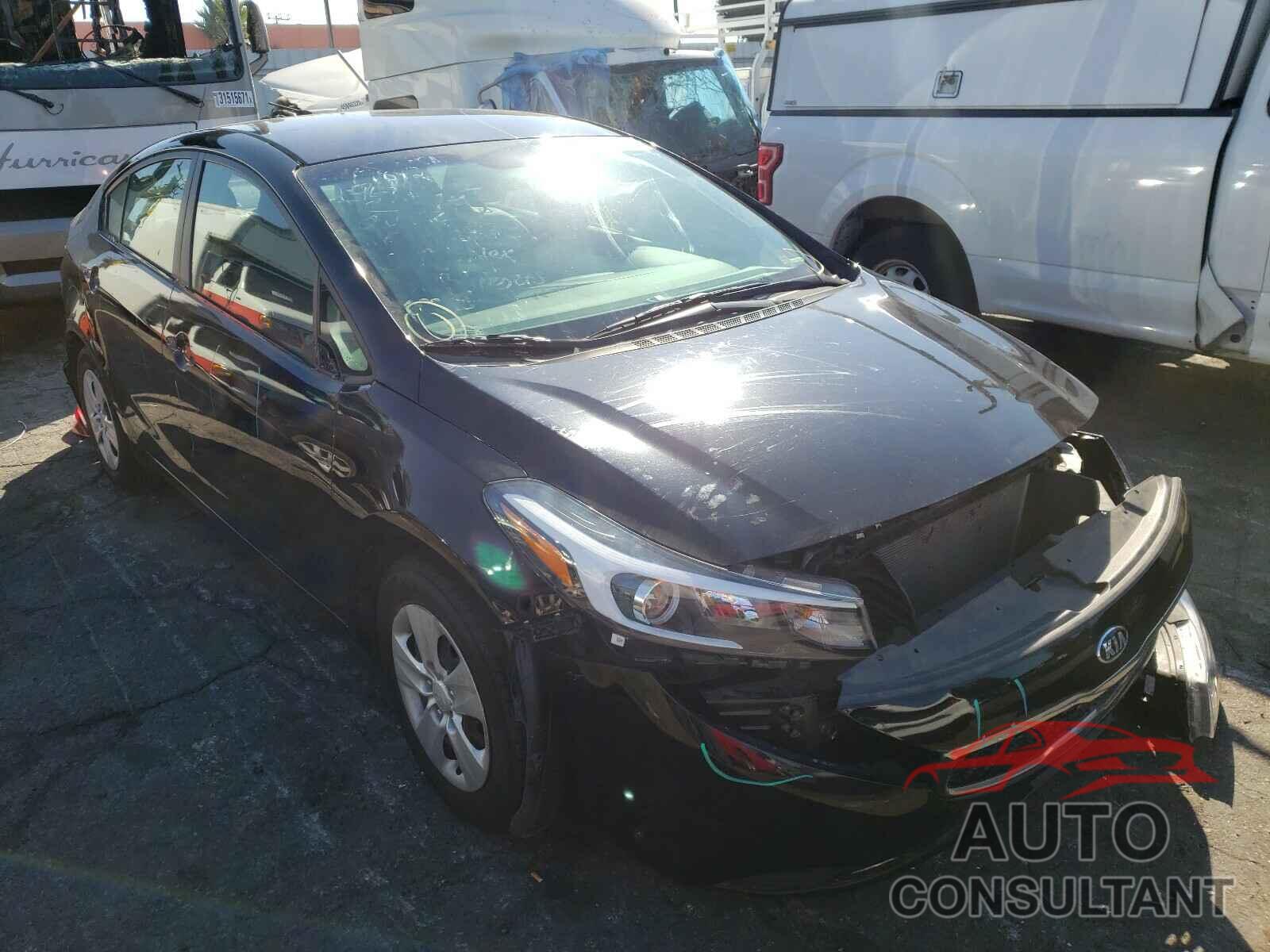 KIA FORTE 2018 - 3KPFK4A70JE232260