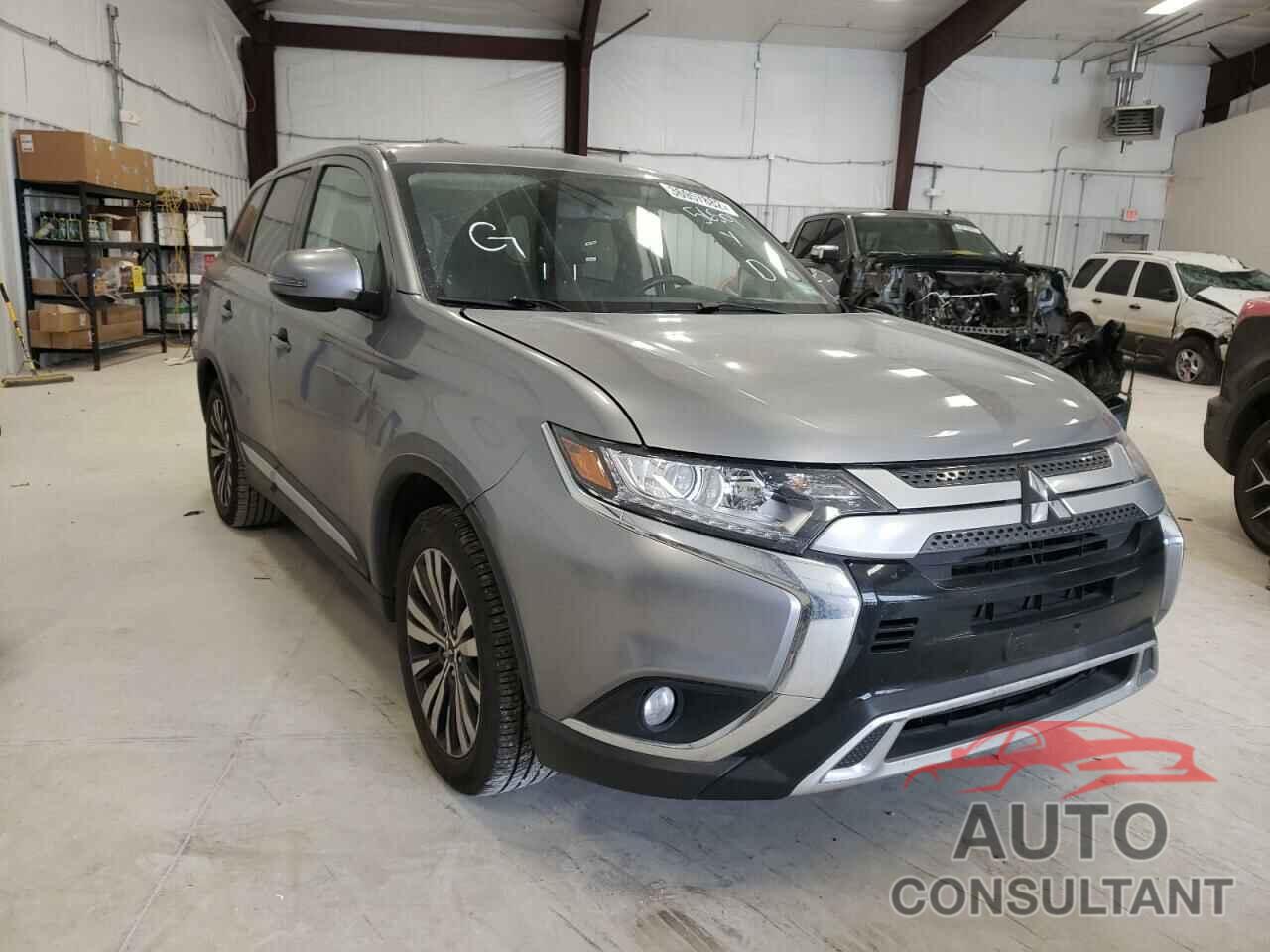 MITSUBISHI OUTLANDER 2019 - JA4AD3A36KZ007448