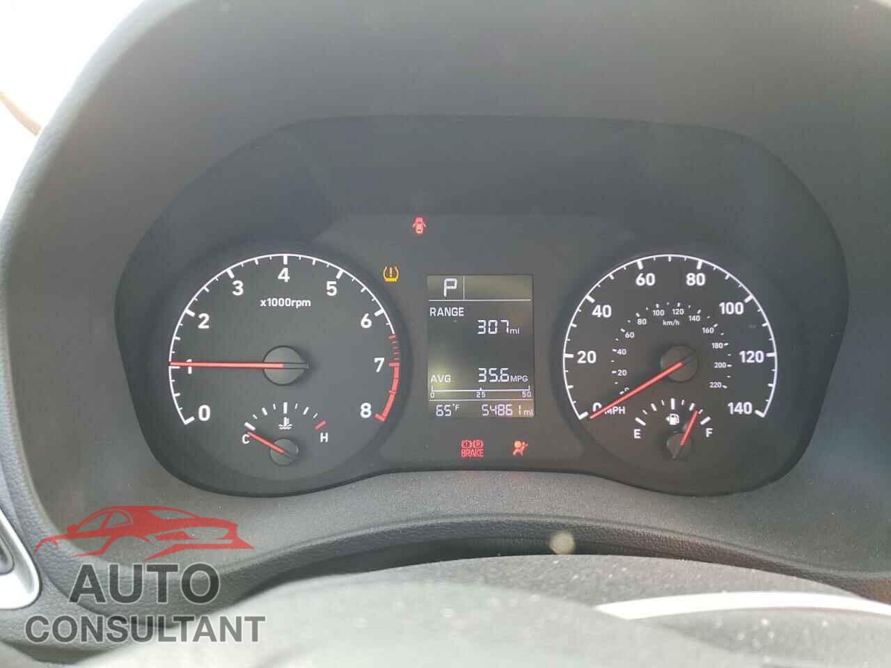 HYUNDAI ACCENT 2018 - 3KPC24A38JE019167