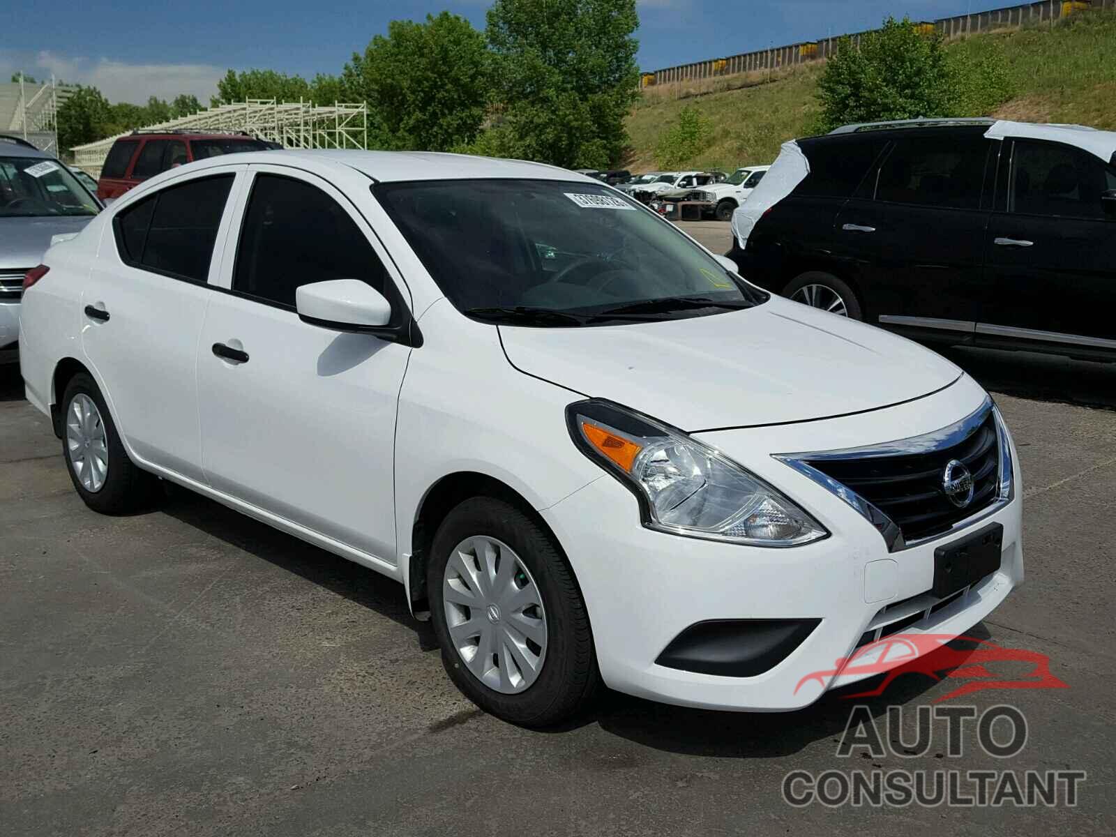 NISSAN VERSA 2017 - 3N1CN7AP9HL902019