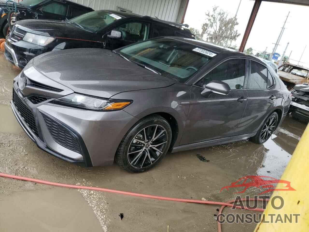 TOYOTA CAMRY 2023 - 4T1G11AK8PU729928