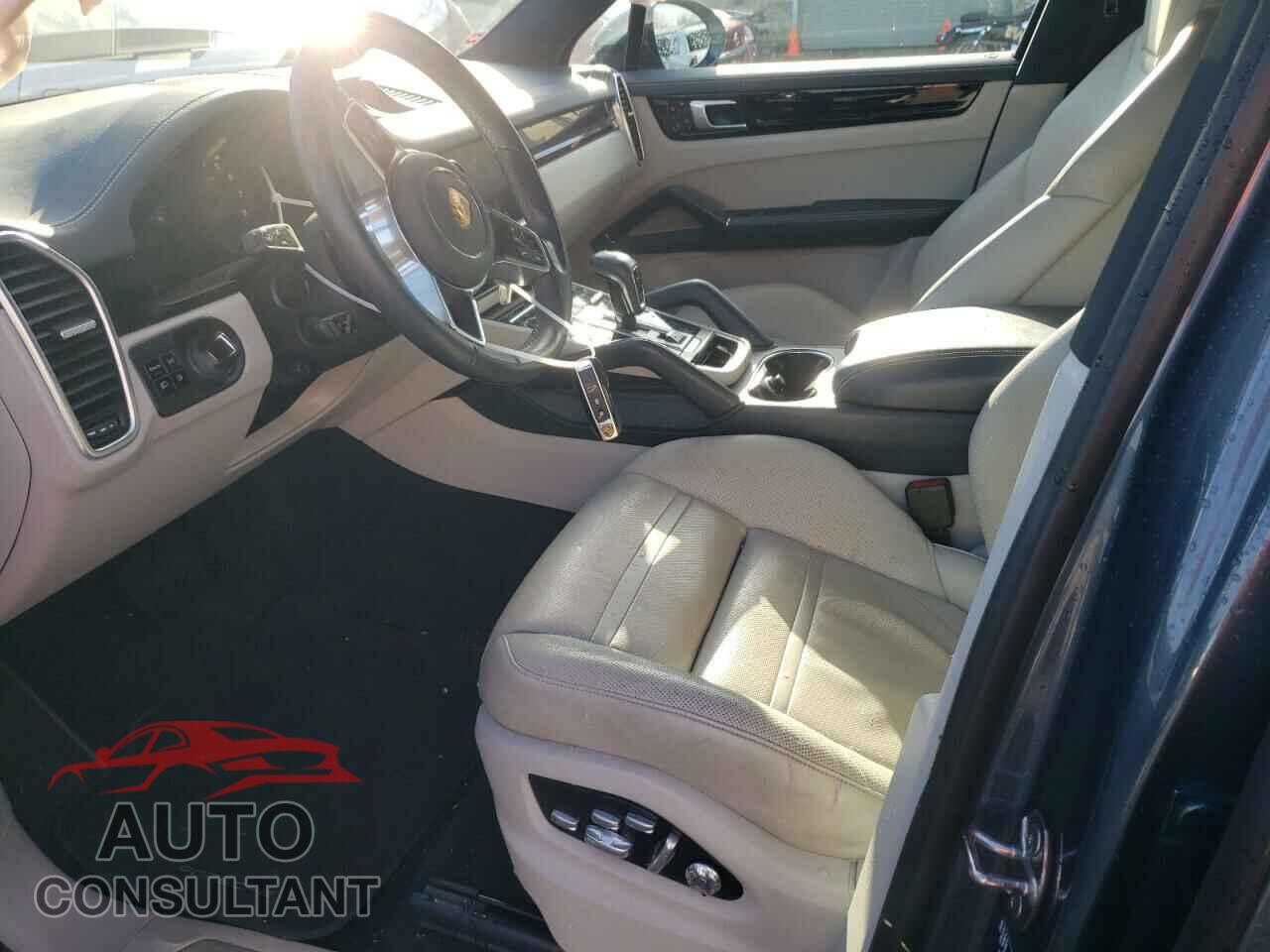 PORSCHE CAYENNE 2019 - WP1AA2AY0KDA05890