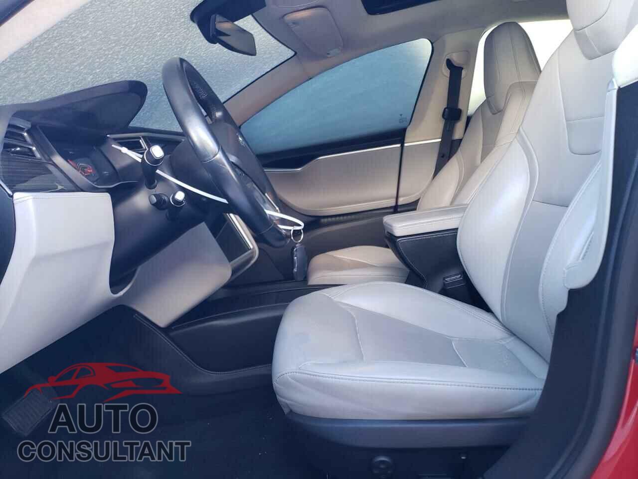 TESLA MODEL S 2015 - 5YJSA1E27FF109541