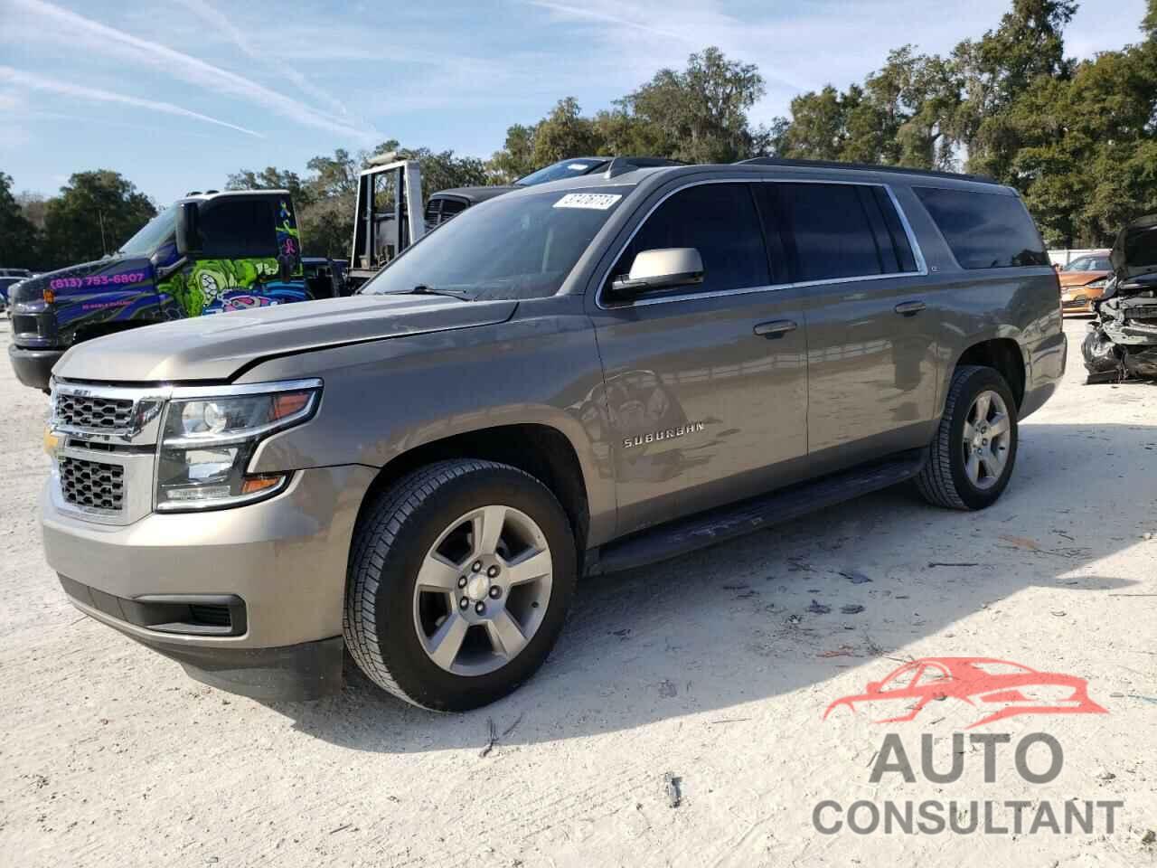 CHEVROLET SUBURBAN 2017 - 1GNSCHKC8HR370861