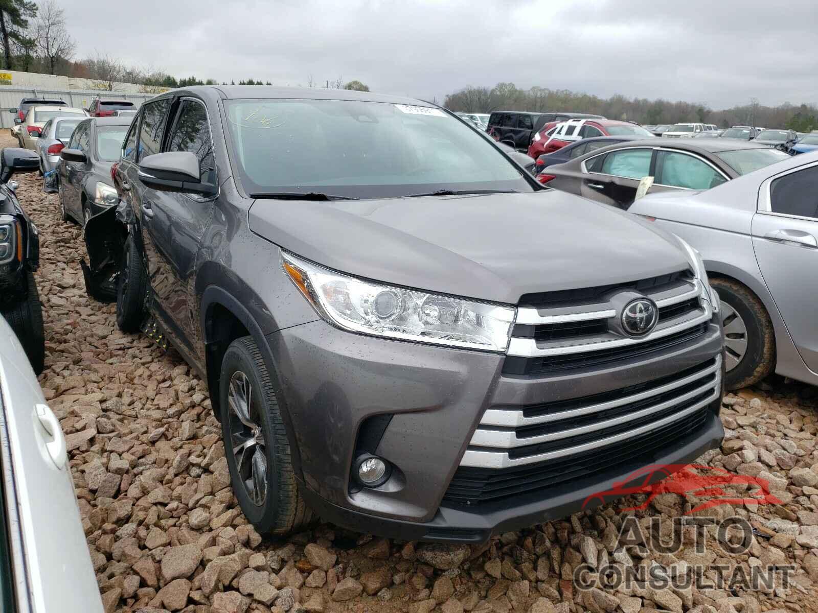 TOYOTA HIGHLANDER 2019 - 5TDBZRFH4KS931178