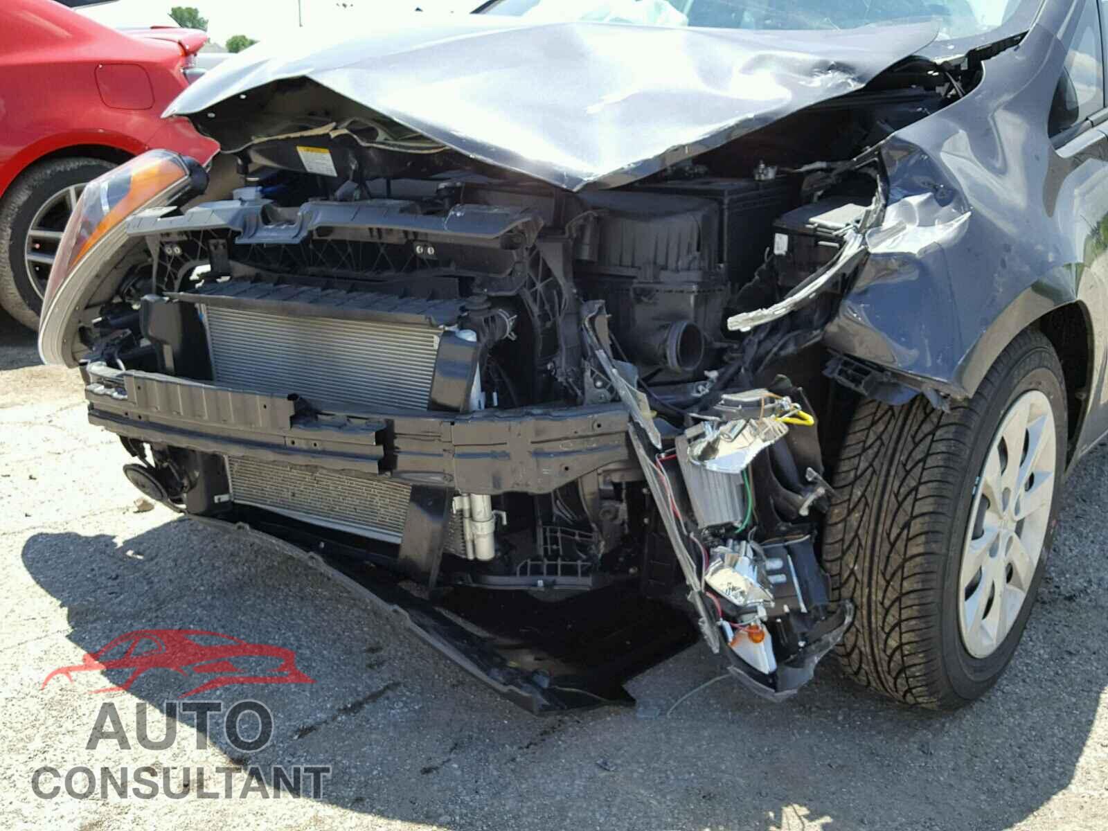 KIA RIO 2015 - KNADN5A32F6445612