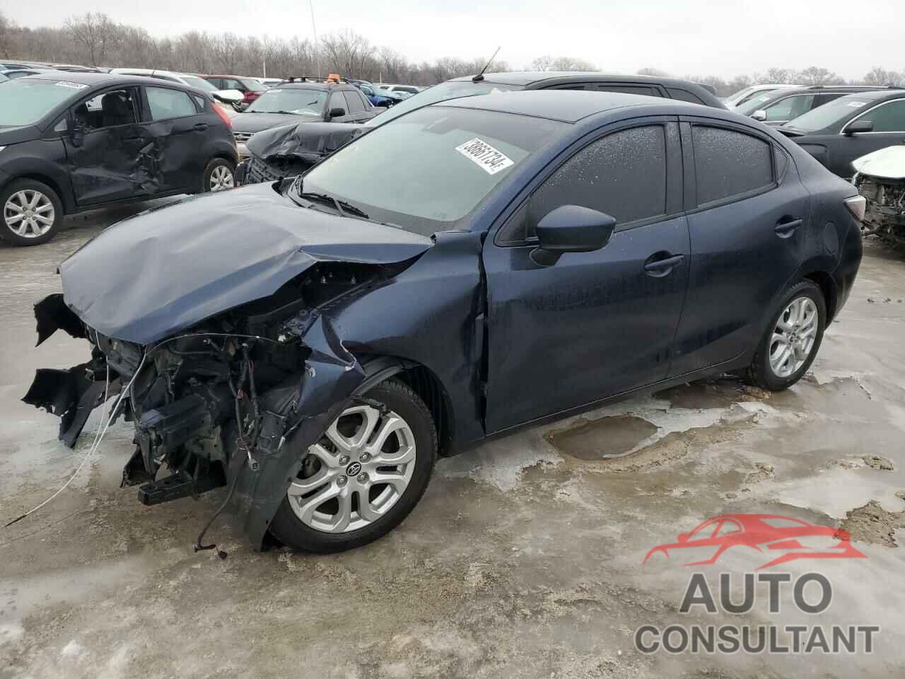 TOYOTA YARIS 2018 - 3MYDLBYV3JY315338