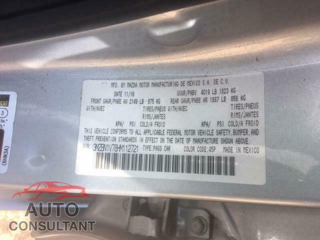 MAZDA 3 2017 - 3MZBN1V78HM112721