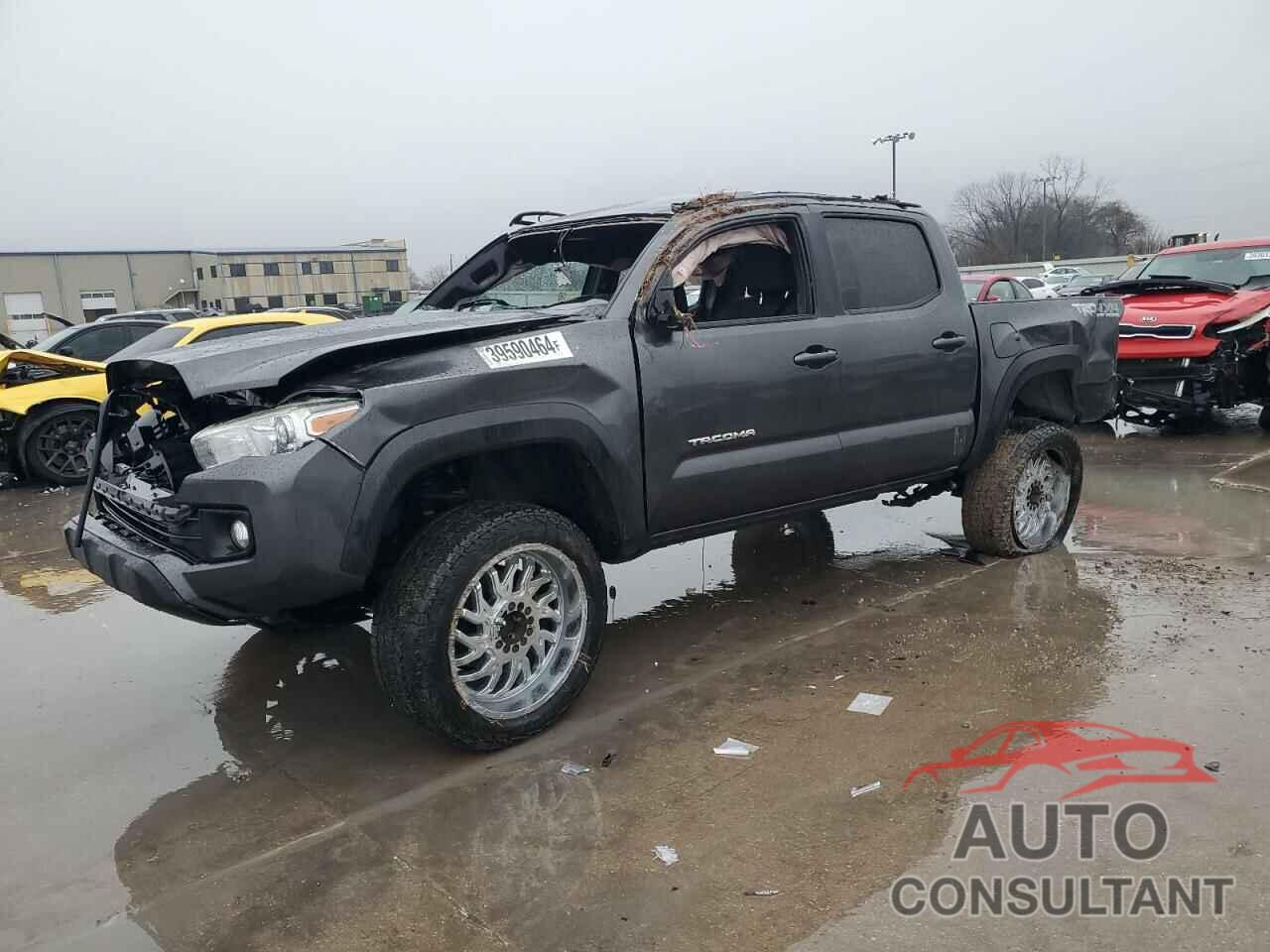 TOYOTA TACOMA 2018 - 3TMCZ5AN8JM177307