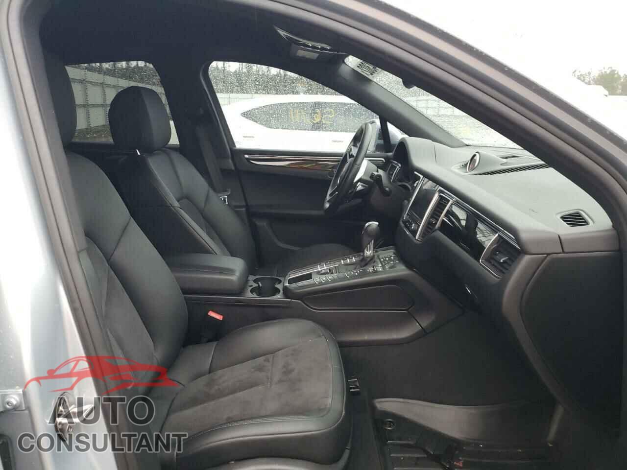 PORSCHE MACAN 2017 - WP1AA2A5XHLB01417