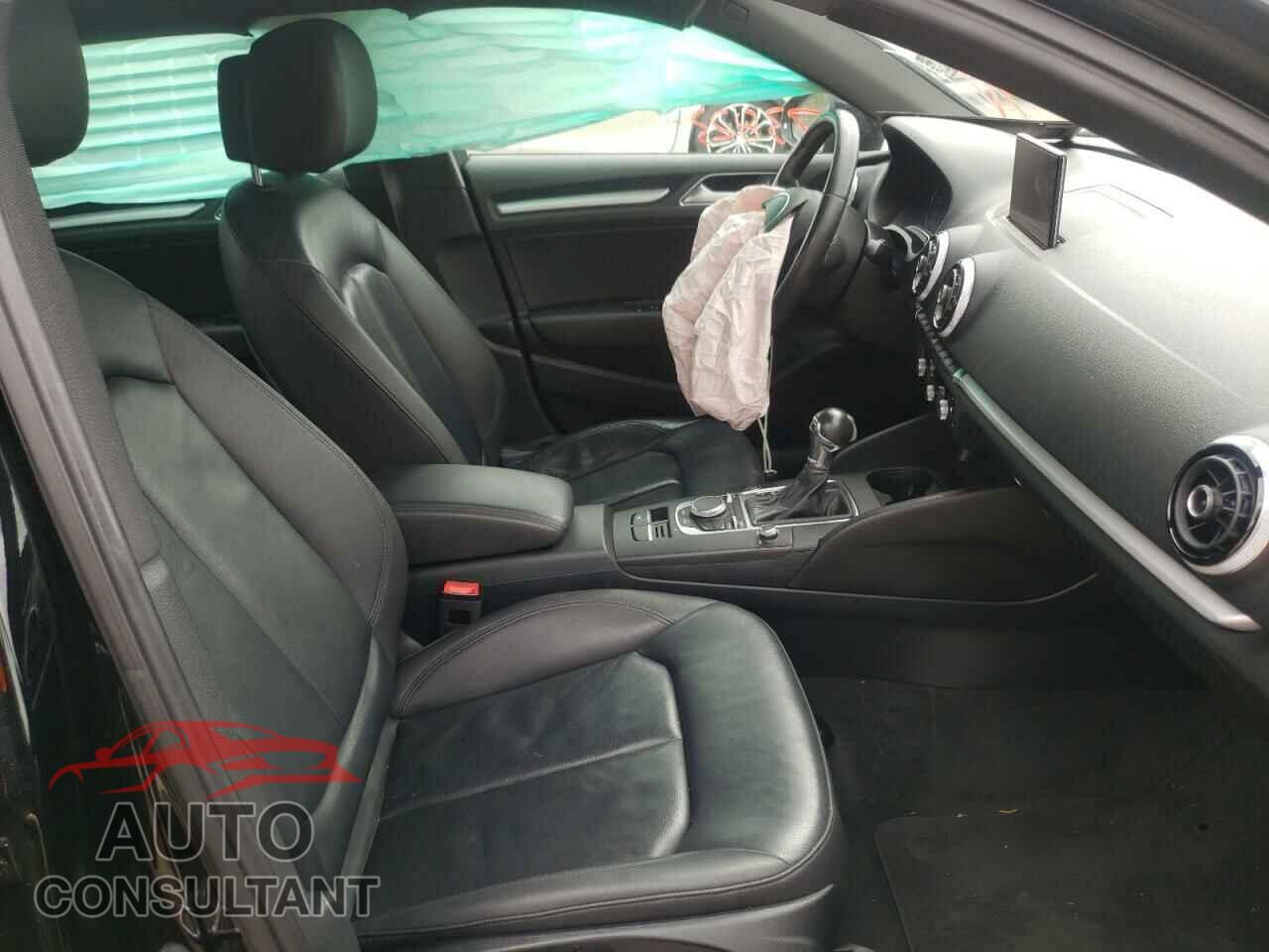 AUDI A3 2016 - WAUA7GFF2G1103359