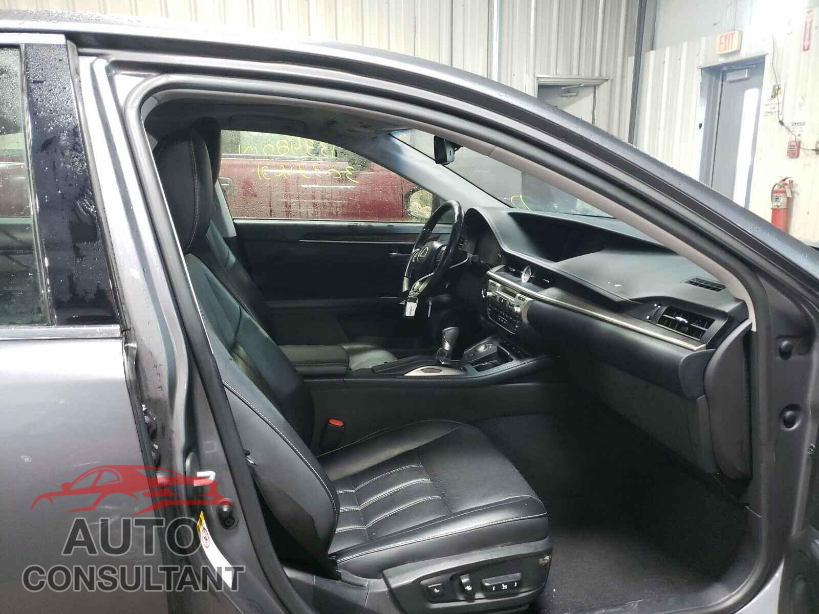 LEXUS ES350 2016 - 4S4BTADC9M3138954
