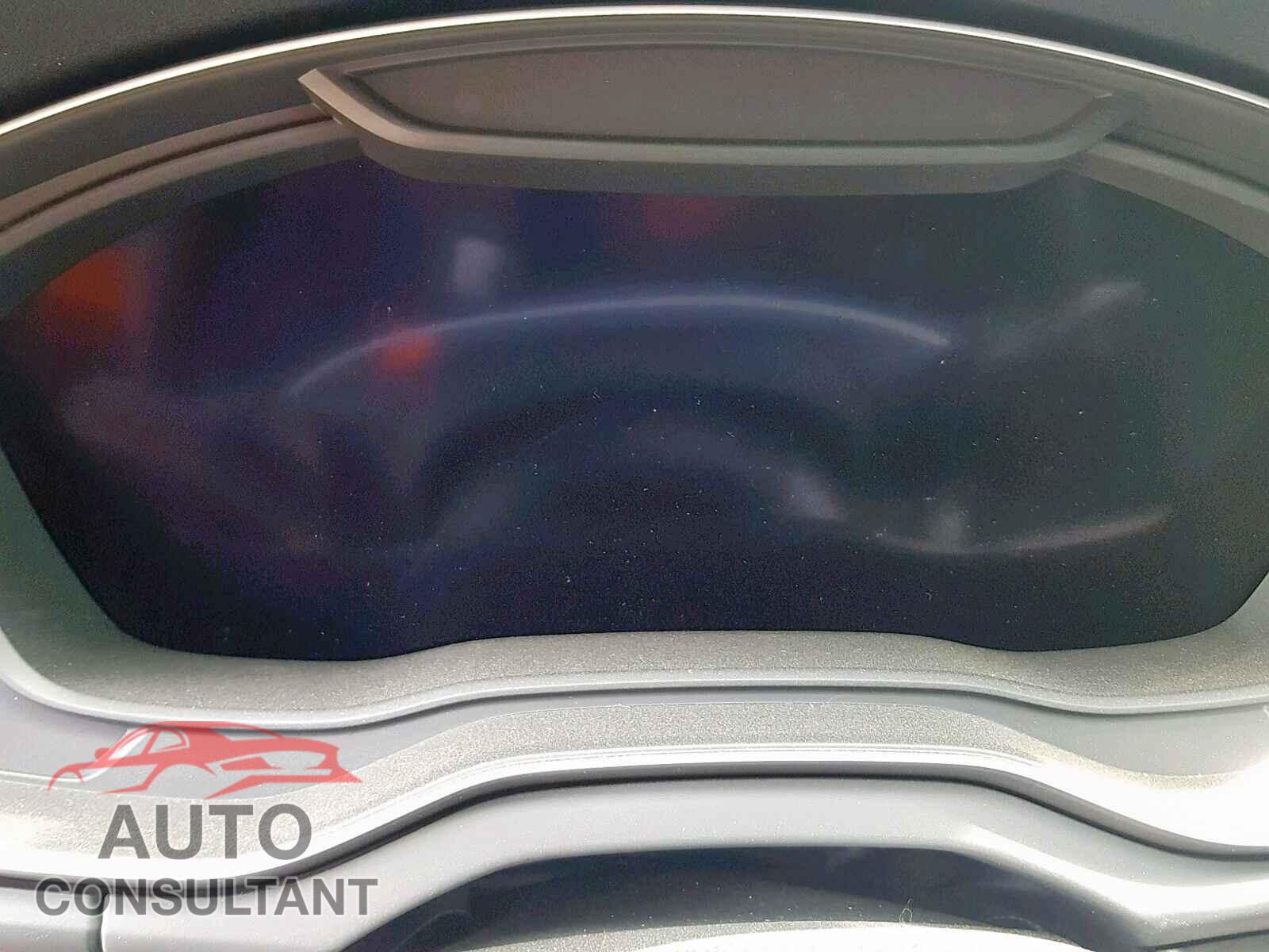 AUDI Q5 2018 - 5N1DR2BM3LC585643