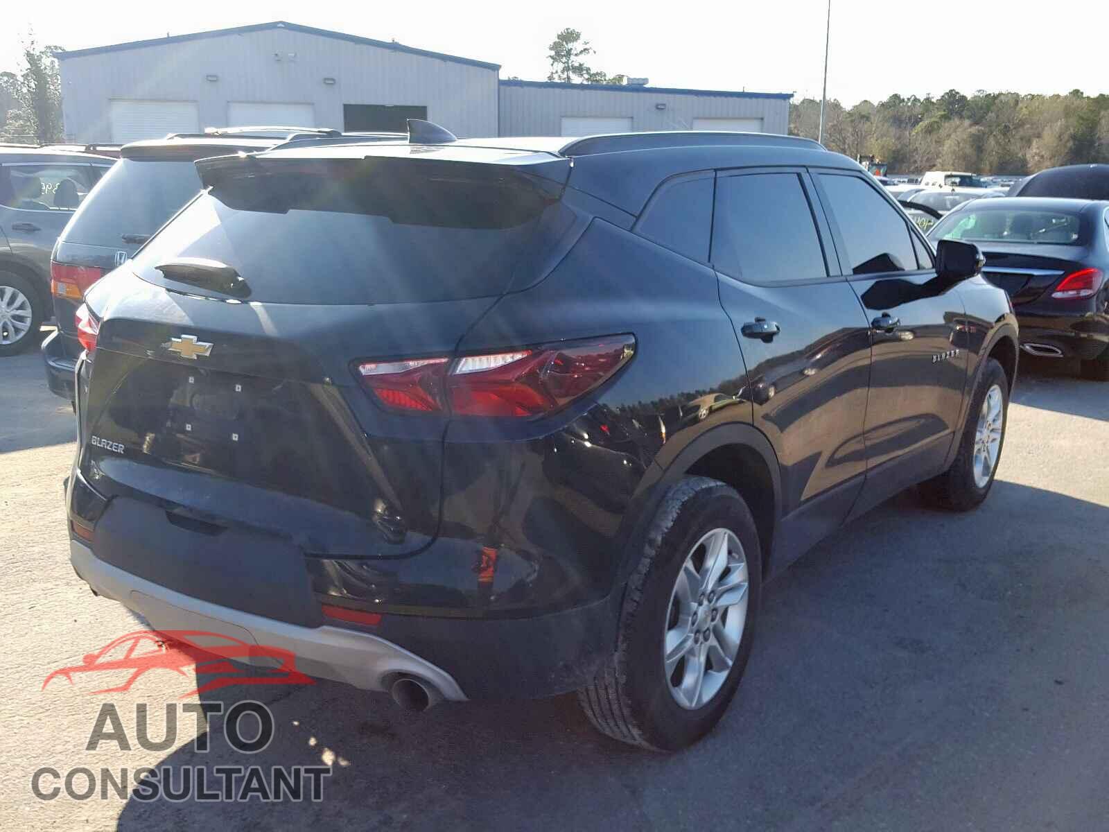 CHEVROLET BLAZER 1LT 2019 - 5NMS14AJXMH356563