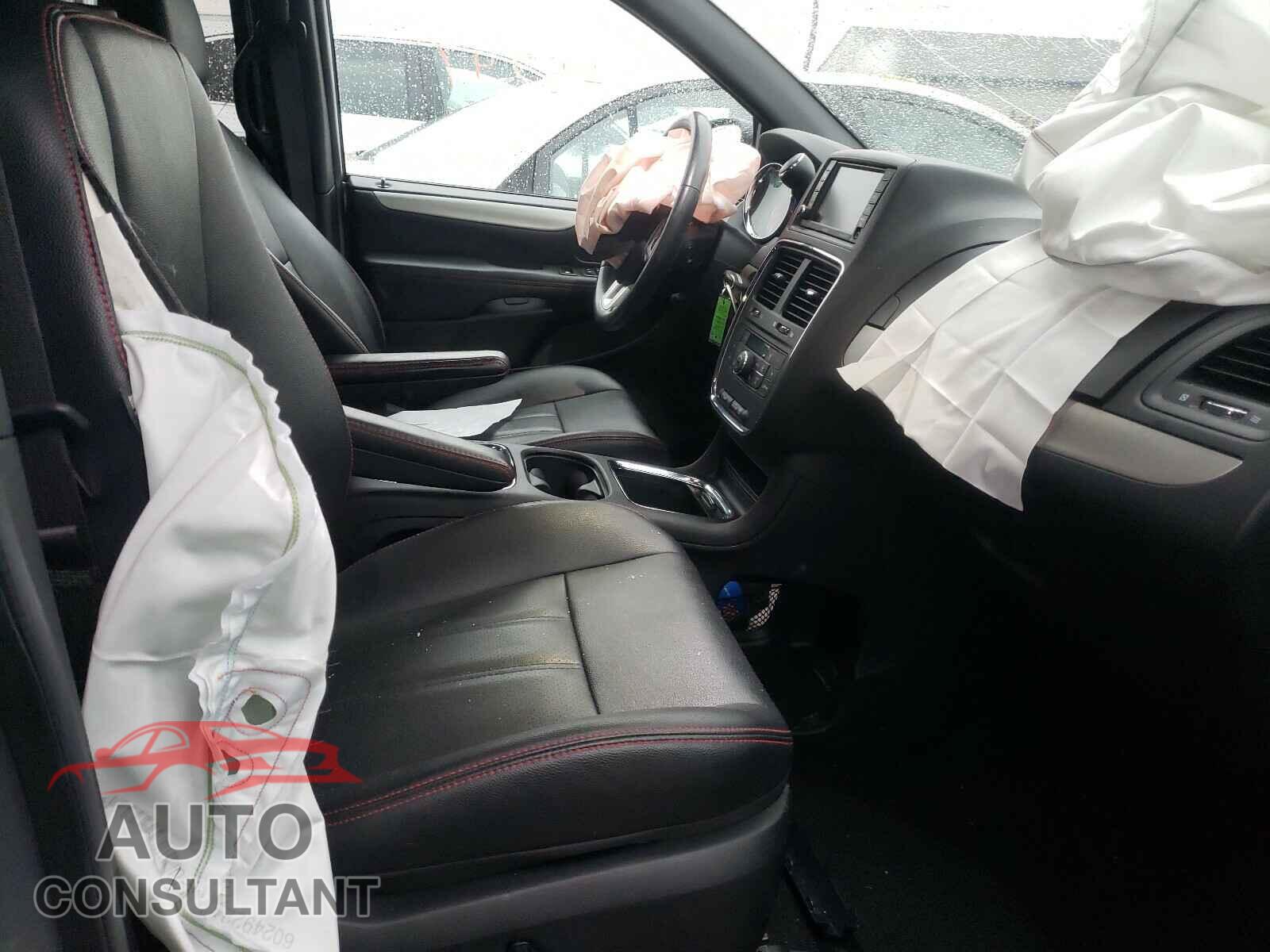 DODGE GRAND CARA 2019 - 2C4RDGEG6KR744415