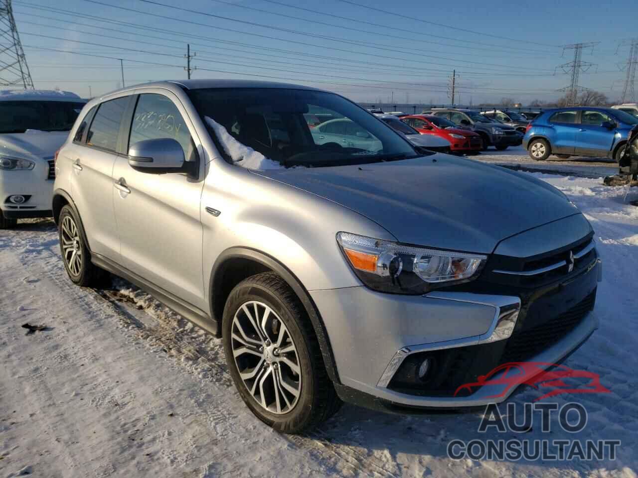 MITSUBISHI OUTLANDER 2018 - JA4AR3AU2JU023328