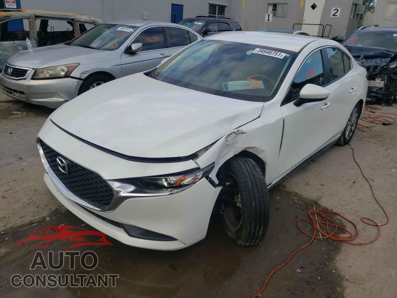MAZDA 3 2019 - 3MZBPABL7KM113295