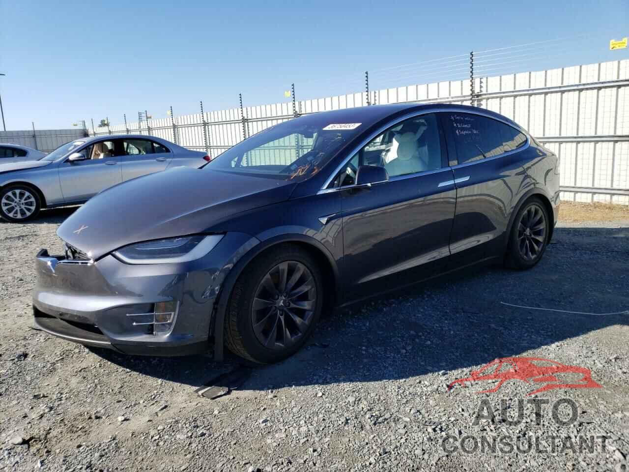 TESLA MODEL X 2018 - 5YJXCDE27JF137267