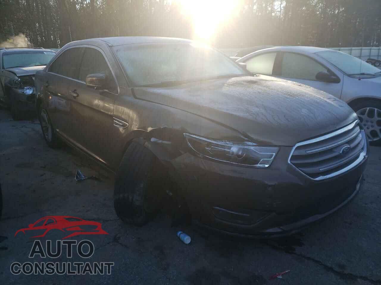FORD TAURUS 2016 - 1FAHP2E82GG156847