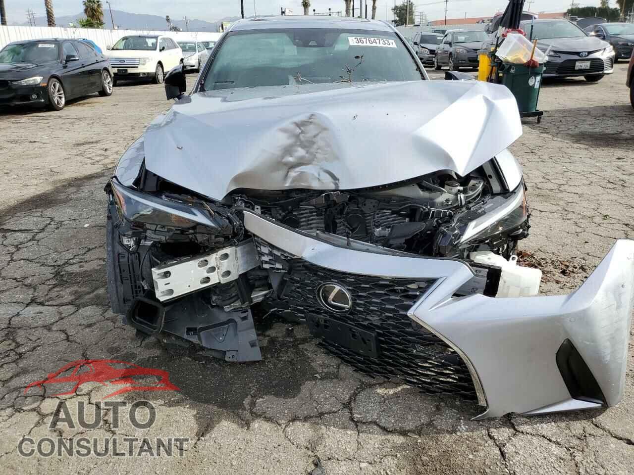 LEXUS IS 2021 - JTHCA1D21M5111577