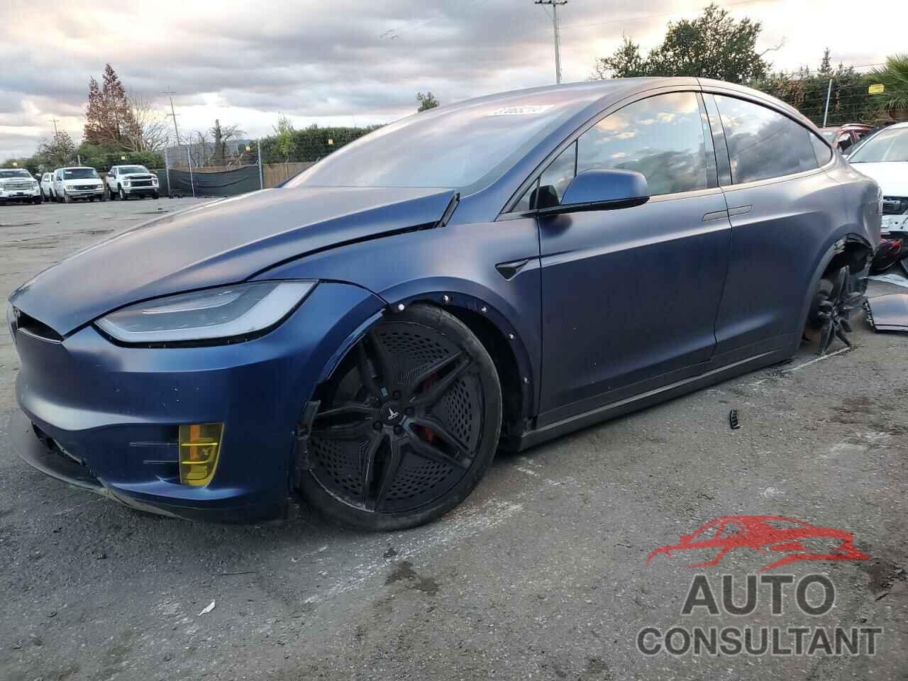 TESLA MODEL X 2018 - 5YJXCBE45JF138228