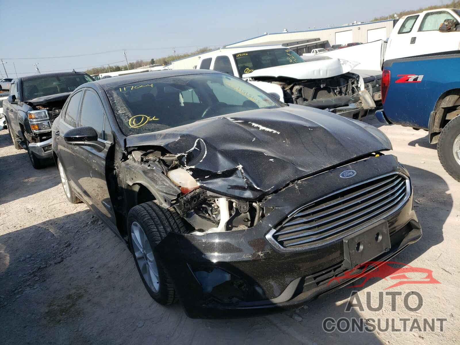 FORD FUSION 2019 - 3FA6P0LU3KR117004