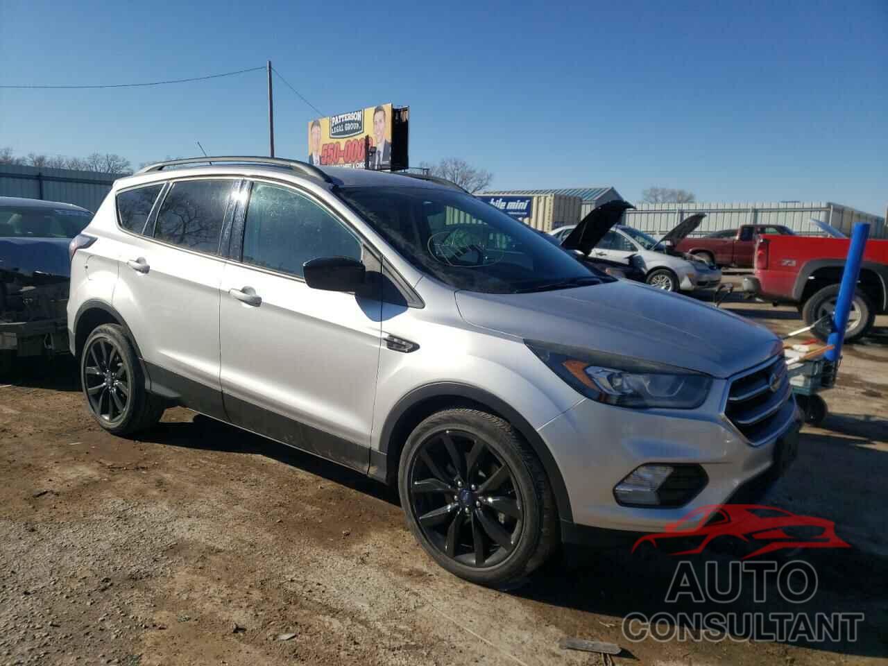 FORD ESCAPE 2017 - 1FMCU9GD7HUC66310