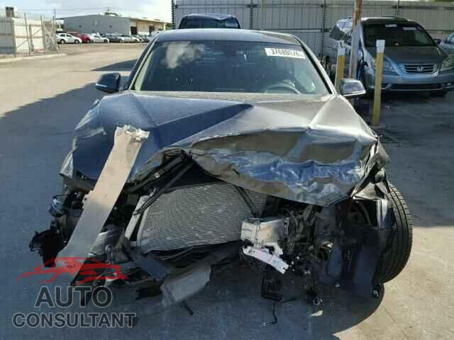 BMW 3 SERIES 2016 - WBA8E1G58GNU10020