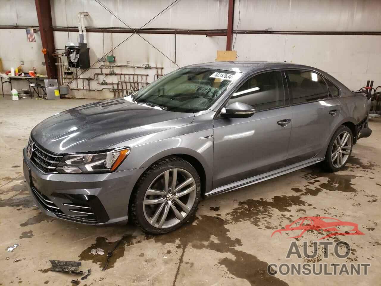 VOLKSWAGEN PASSAT 2018 - 1VWAA7A30JC003660
