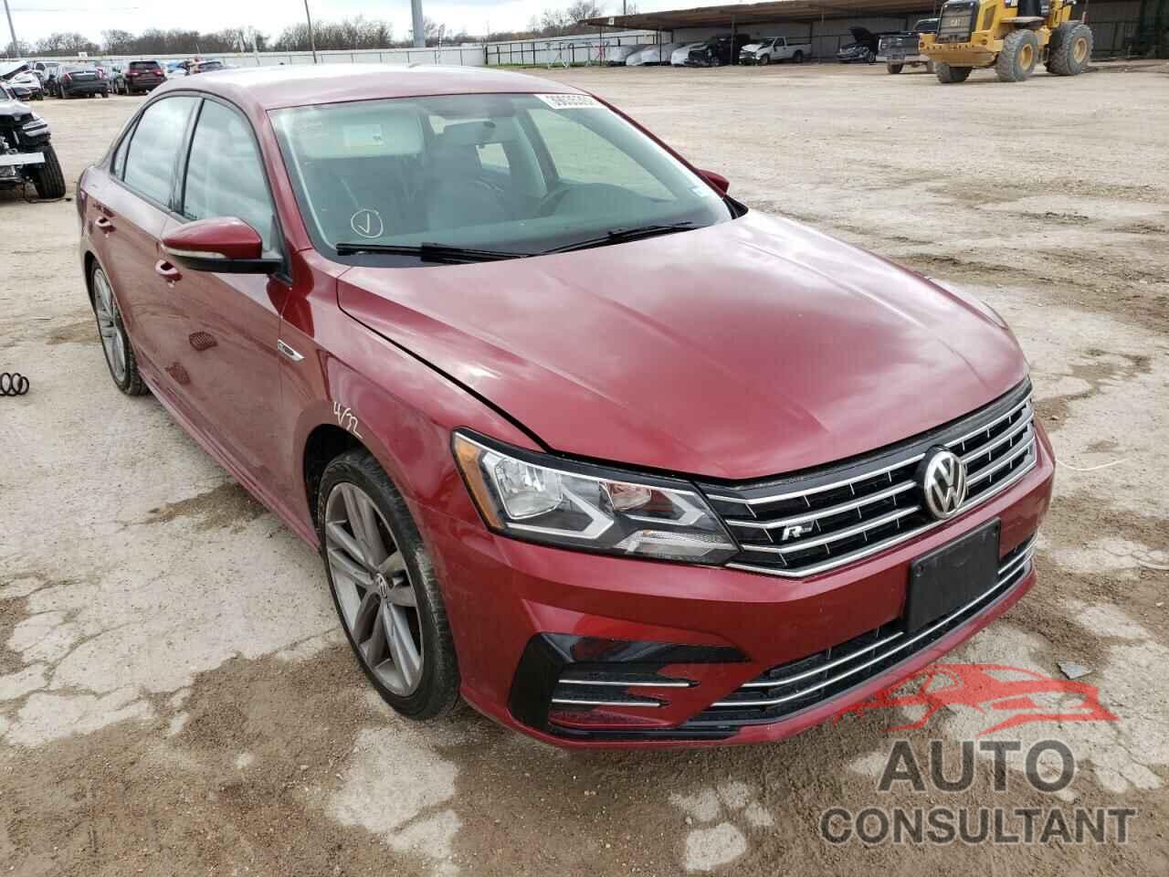 VOLKSWAGEN PASSAT 2018 - 1VWAA7A30JC000970