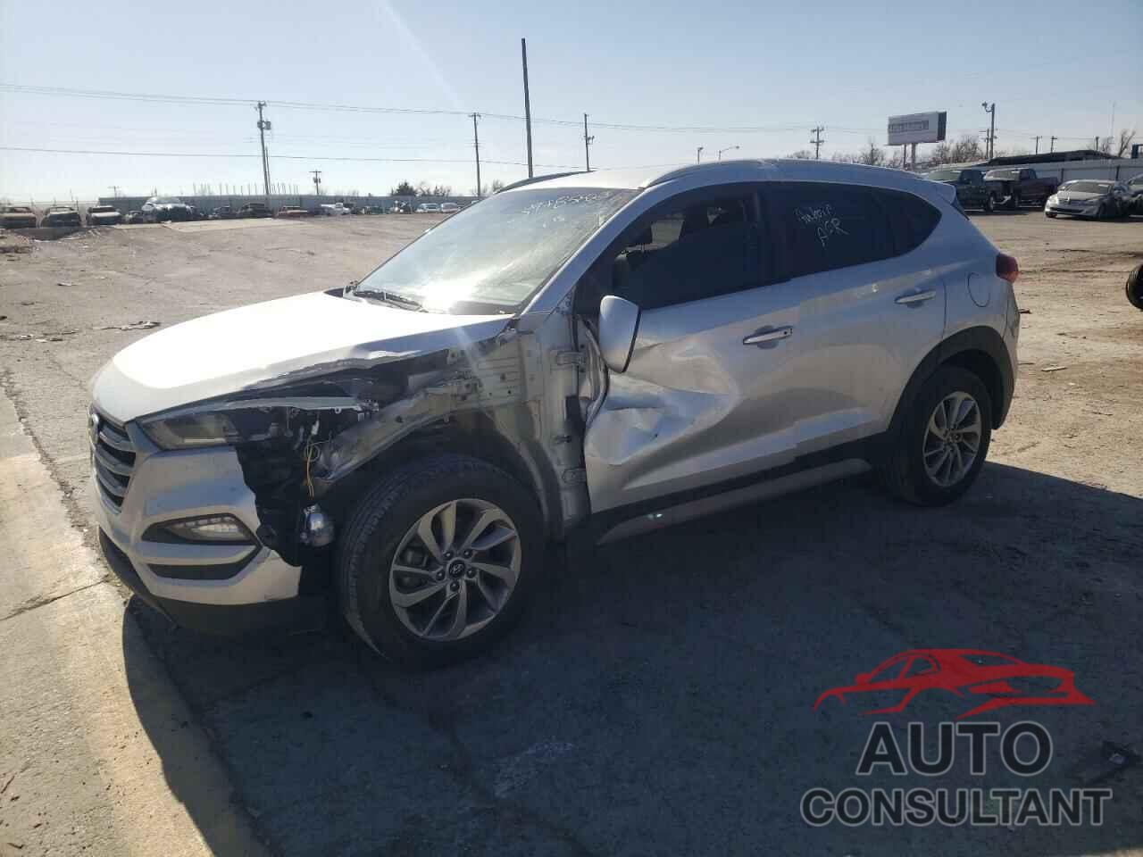 HYUNDAI TUCSON 2018 - KM8J33A40JU820180
