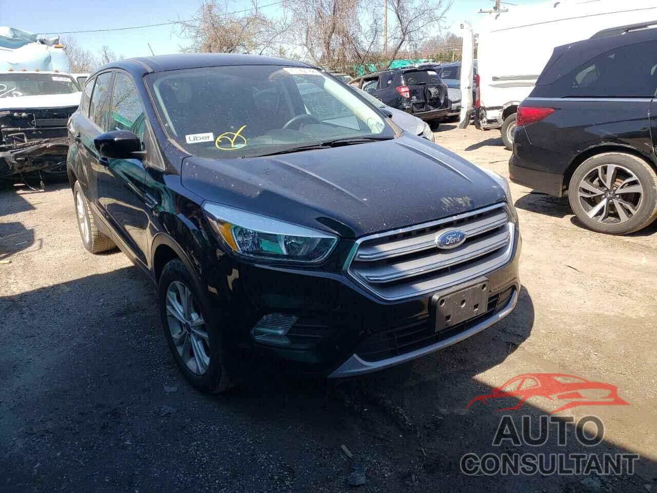 FORD ESCAPE 2017 - 1FMCU0GD8HUC12137