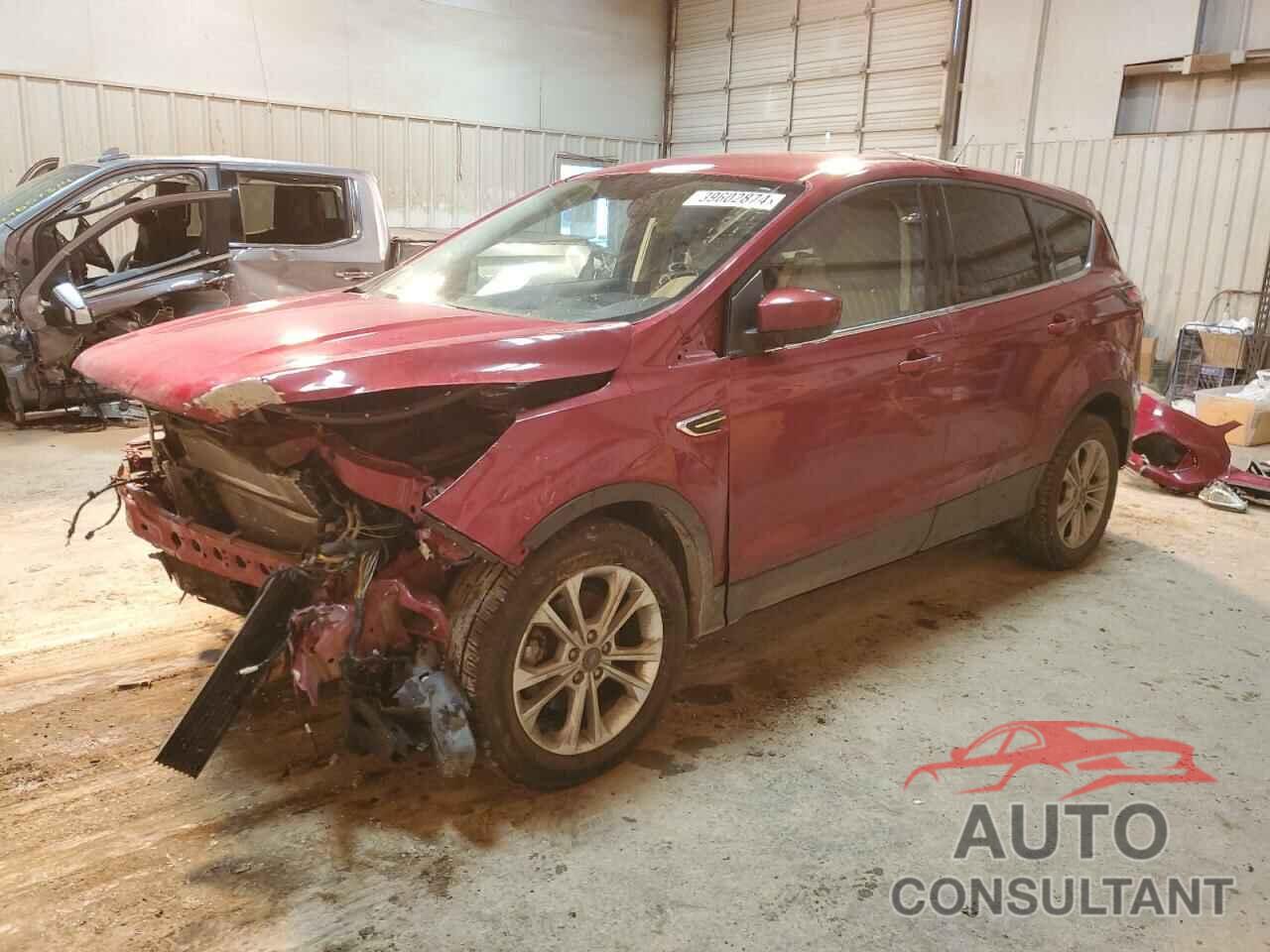 FORD ESCAPE 2017 - 1FMCU0GD6HUA13801