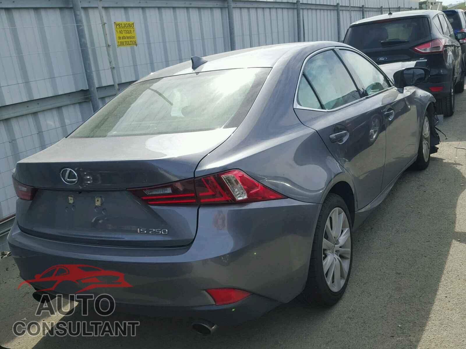 LEXUS IS250 2015 - JTHBF1D29F5075590