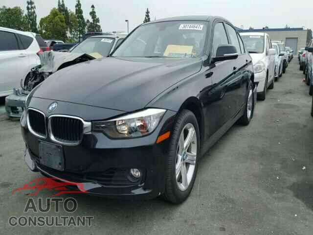 BMW 3 SERIES 2015 - WBA3C1C51FP851447