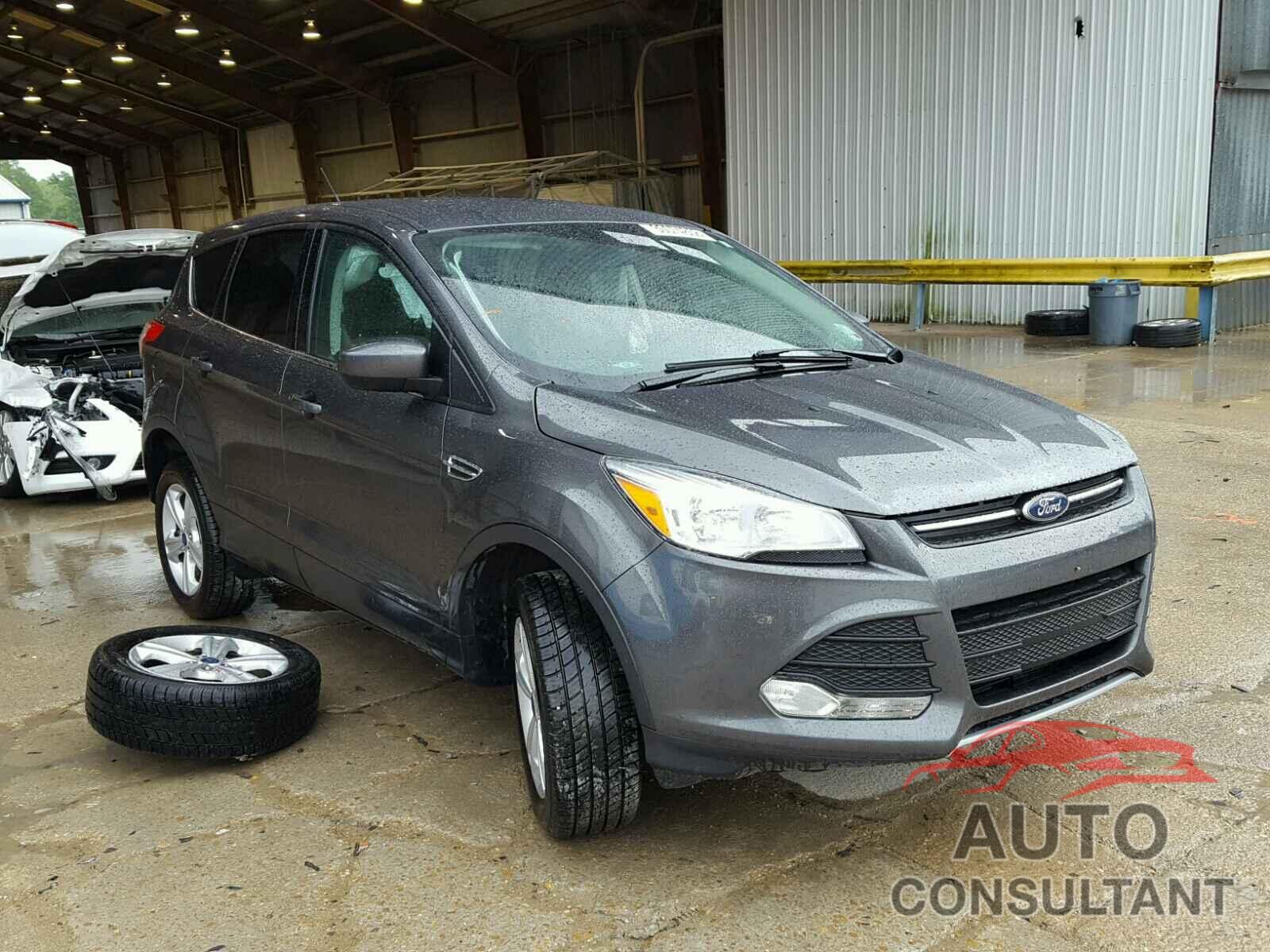 FORD ESCAPE 2015 - 1FMCU0GX8FUB68695