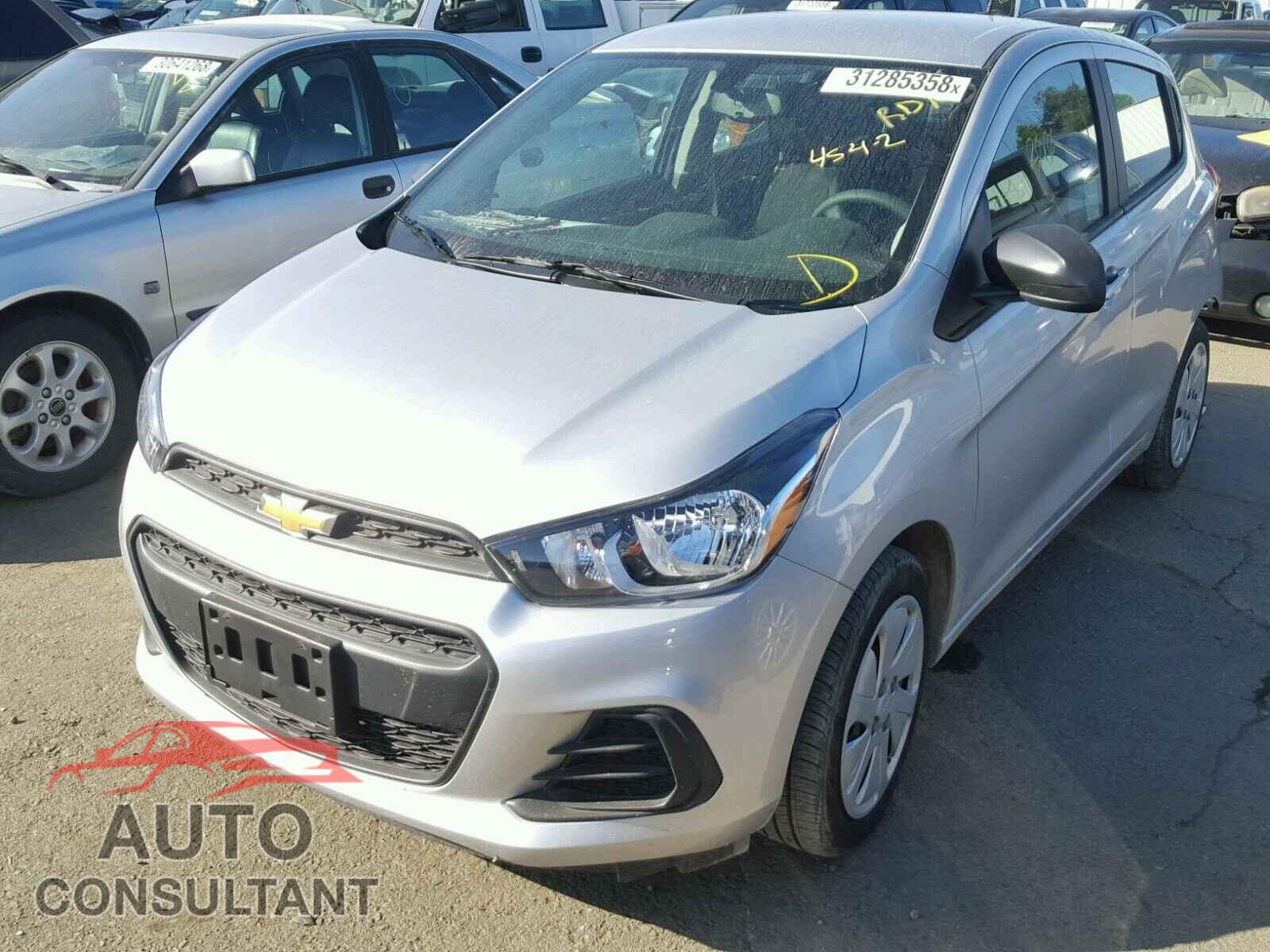 CHEVROLET SPARK 2017 - 3MZBN1K78HM152284