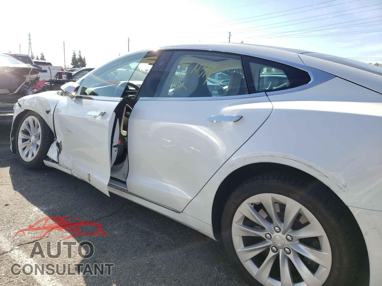 TESLA MODEL S 2017 - 5YJSA1E2XHF229840