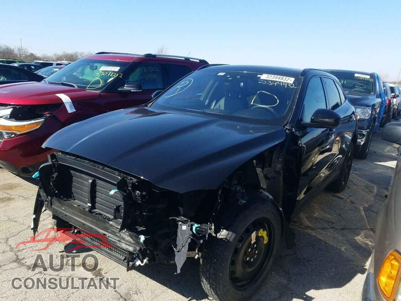 JAGUAR F-PACE 2018 - SADCJ2FN6JA269225