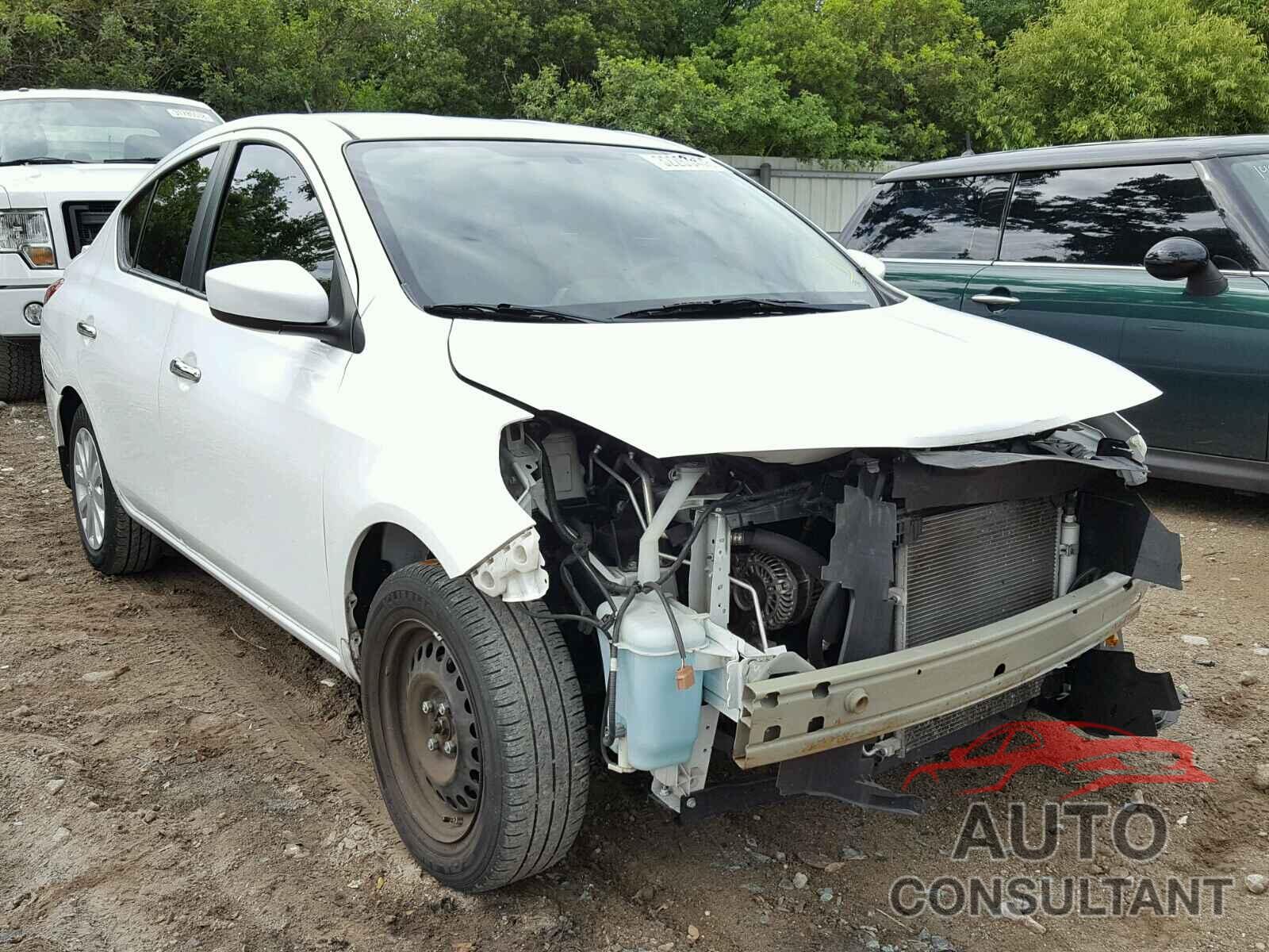 NISSAN VERSA 2015 - 3N1CN7APXFL920137