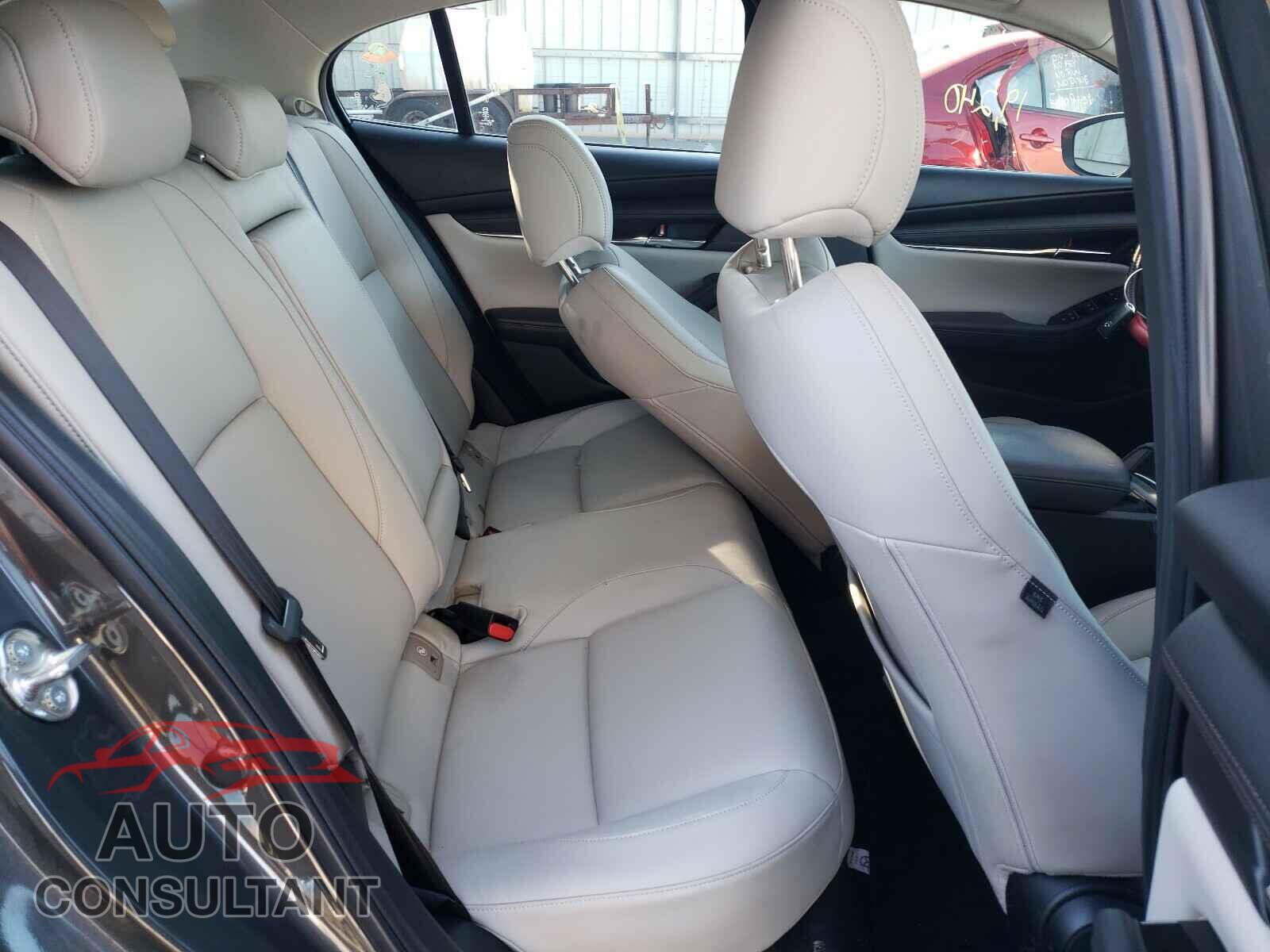 MAZDA 3 2019 - JM1BPACL2K1114269