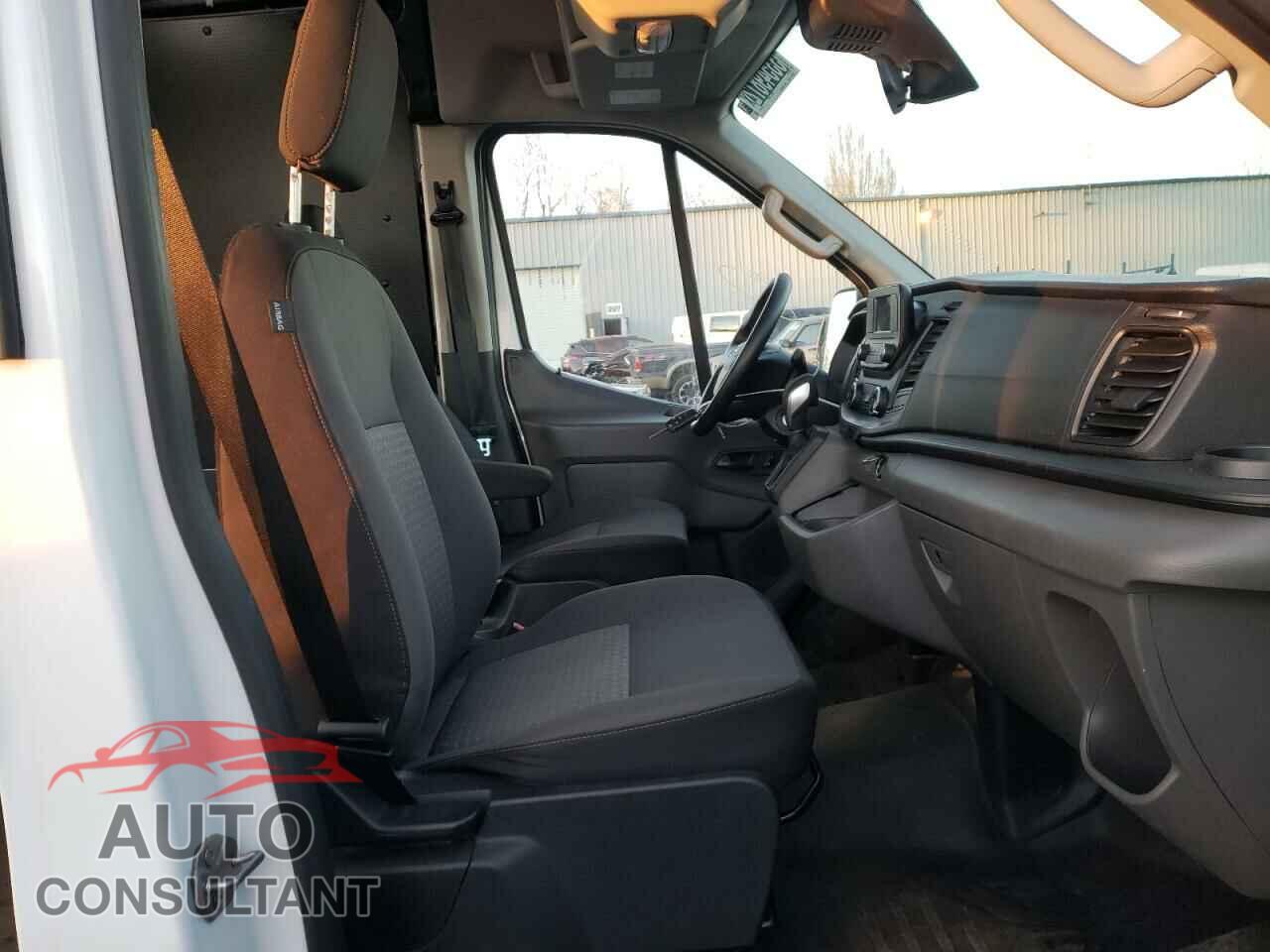 FORD TRANSIT CO 2020 - 1FTBR1C85LKA51637