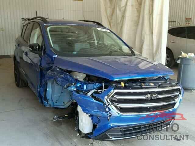 FORD ESCAPE 2017 - 1FMCU9J98HUC73965